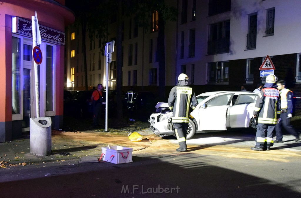 VU Auto 1 Koeln Kalk Remscheiderstr Falckensteinstr P087.JPG - Miklos Laubert